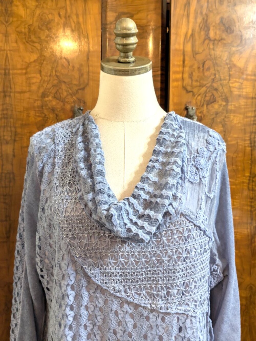 Simply Couture Blue Lace Patchwork Tunic Top XL Cowl Neck Boho Fairy Crochet - Picture 4 of 7